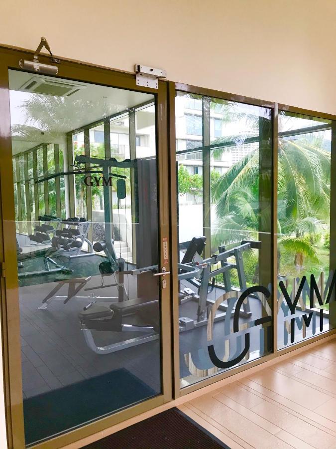 By The Beach - Luxury 2 Bedrooms Family Suite バツーフェリンギビーチ エクステリア 写真